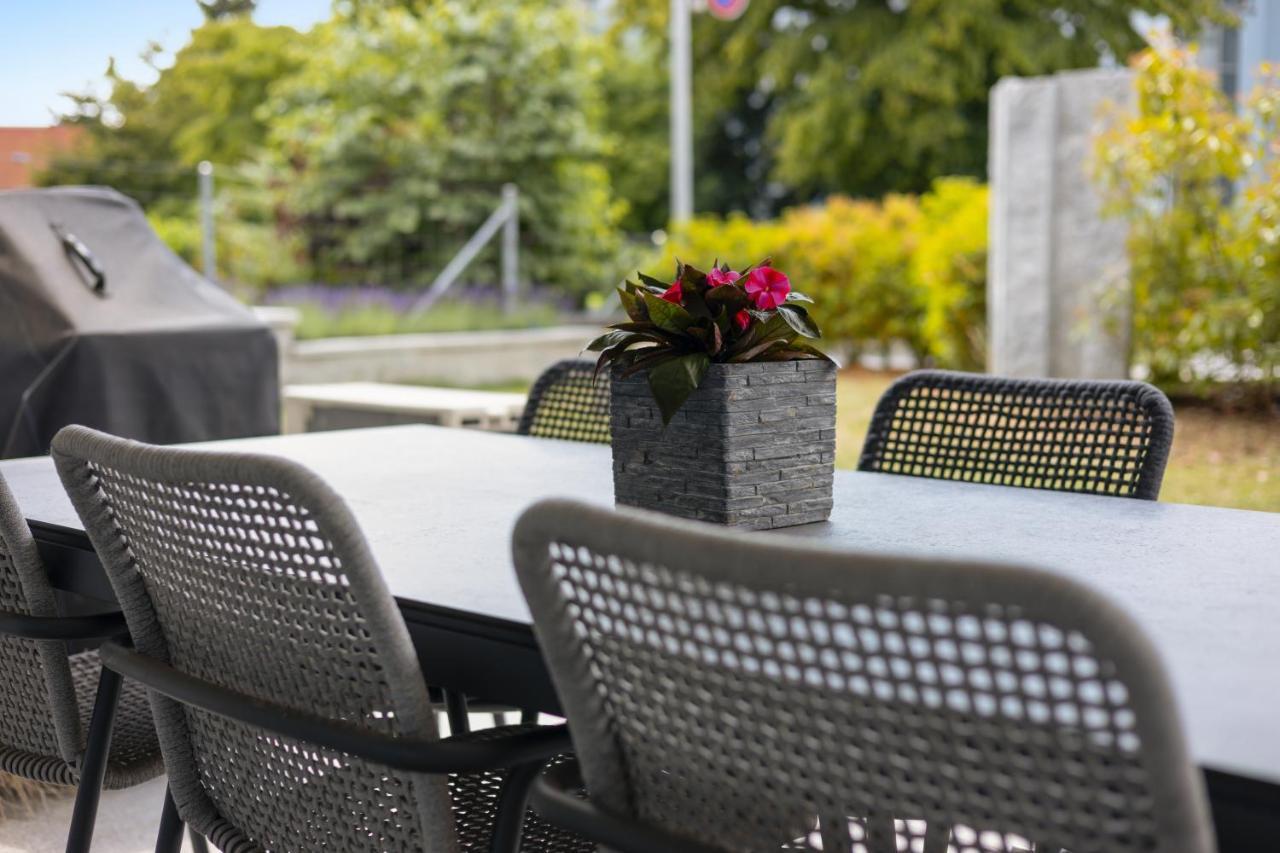 The R Apartment Zugerberg - Ev Wallbox - Terrasse Geroldswil Exterior foto